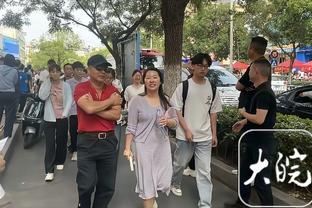 卡佩罗：弗拉泰西具备首发出场的实力，而且他比其他中场进球更多